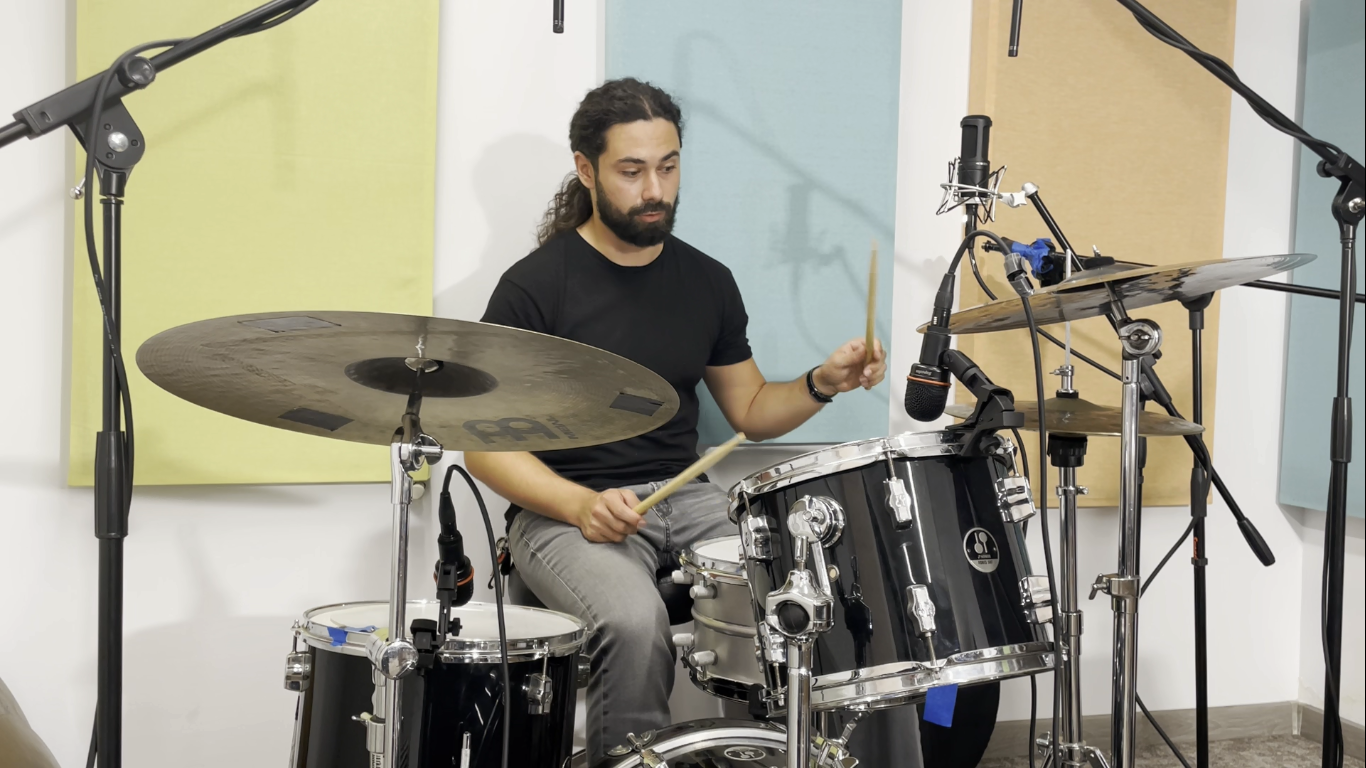 Начални стъпки в свиренето на Барабани